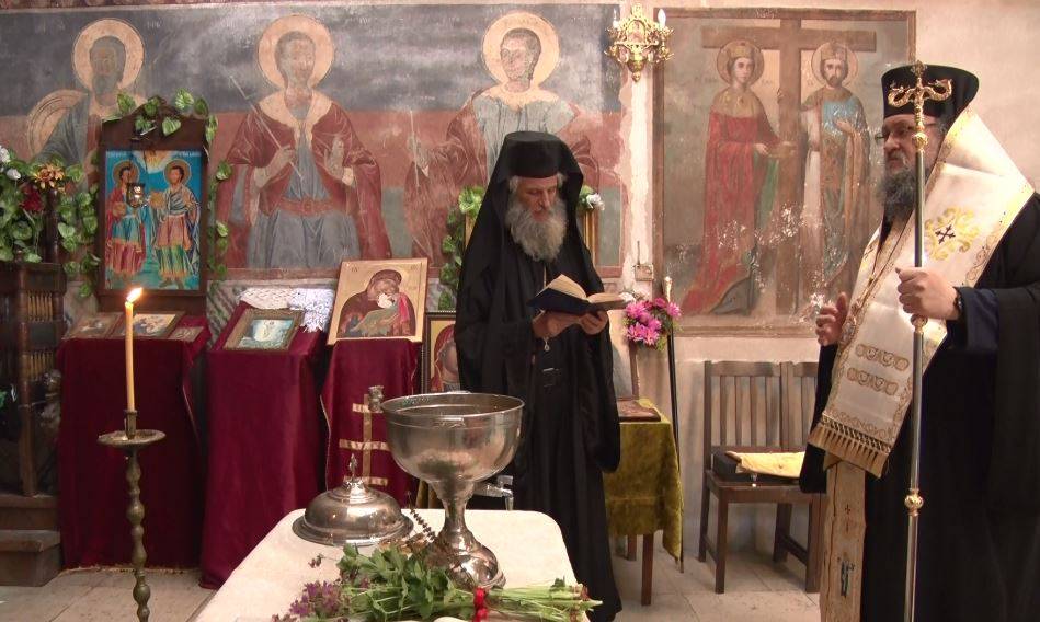  Водосвет за здраве в светата обител извърши Врачанският митрополит Григорий 